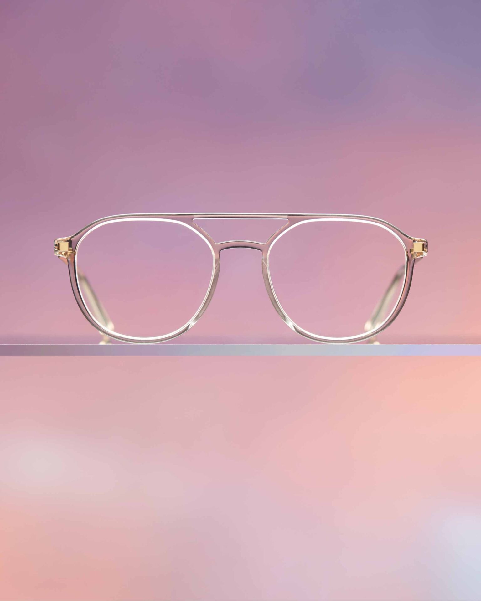 MYKITA、アビエーターとナビゲーター型の新作アイウェア発売