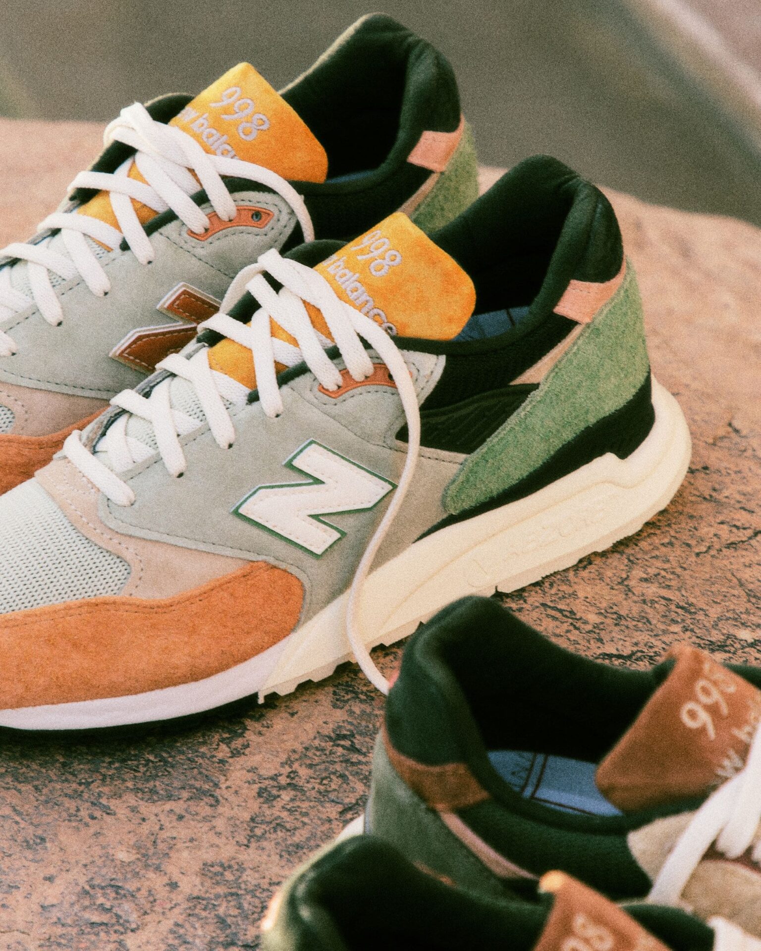 KITH、フランク・ロイド・ライトの未来都市を表現したNew Balance