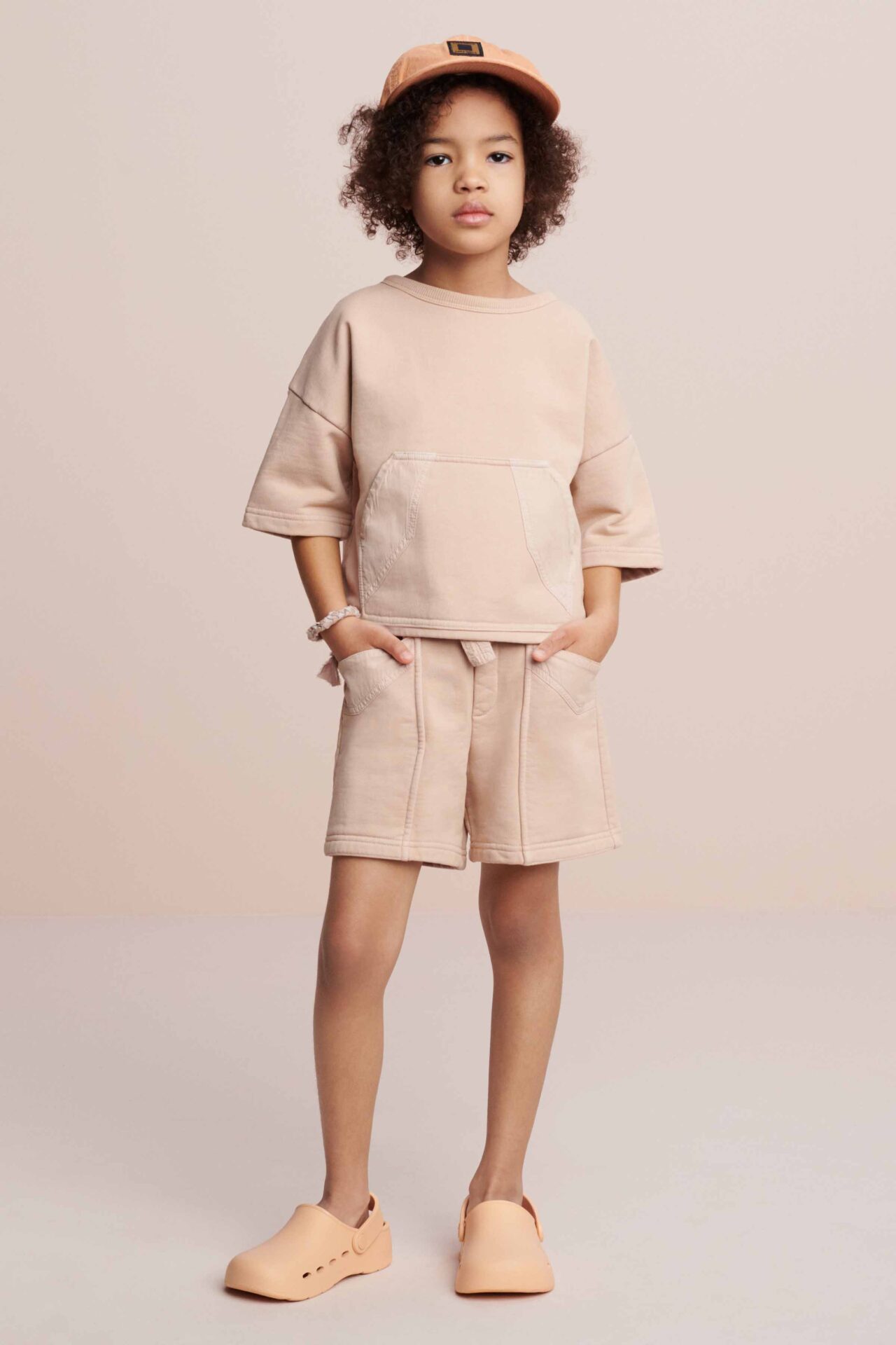 ZARA、「SRPLS」2023年春夏コレクション登場 | HIGHSNOBIETY.JP