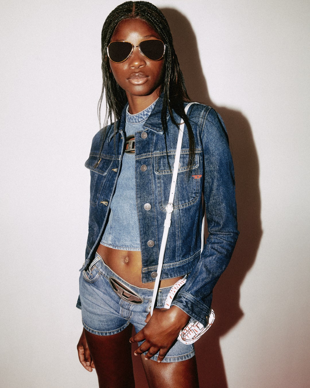 DIESEL × EssilorLuxottica、コラボサングラス登場 | HIGHSNOBIETY.JP