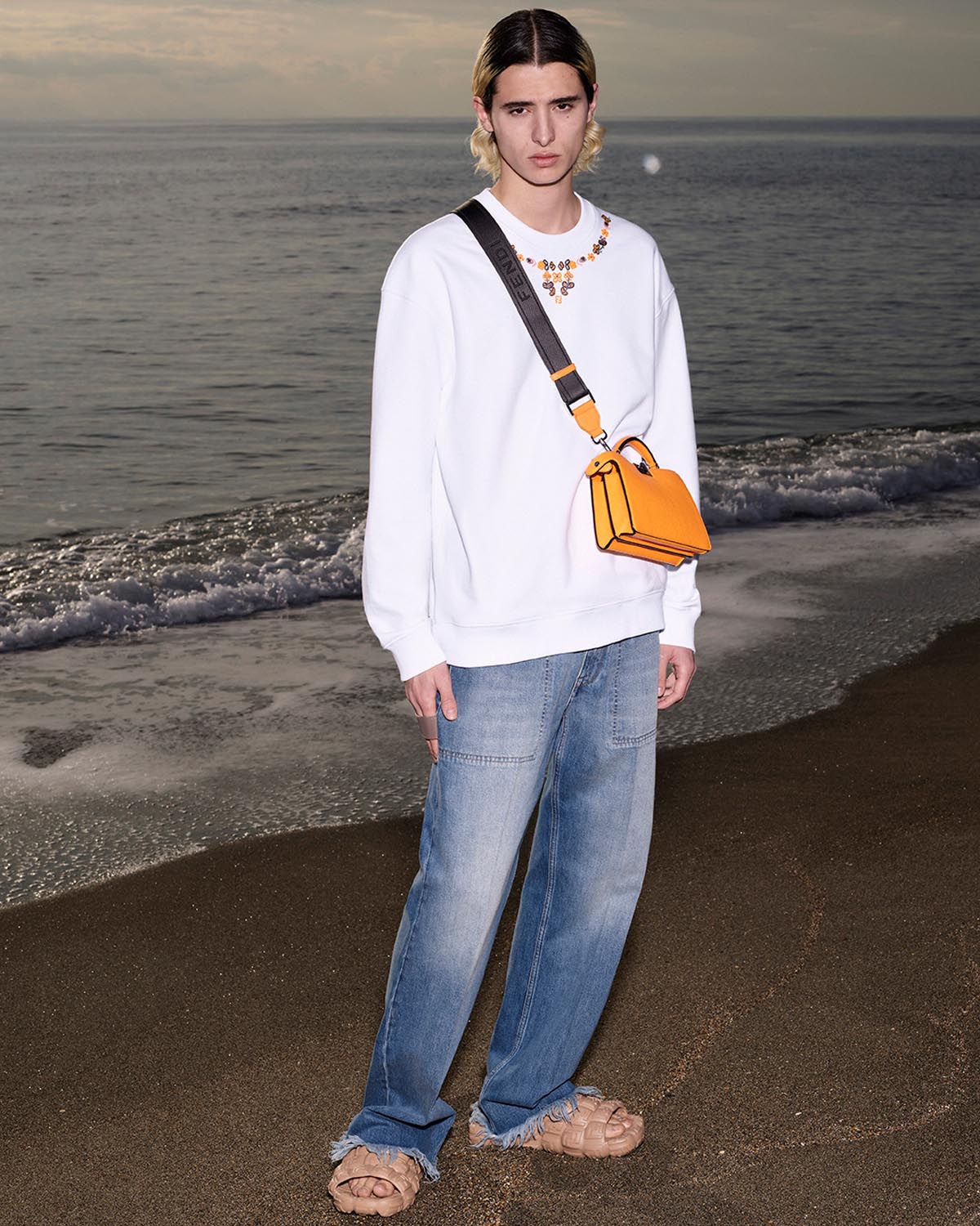 フェンディ」が100周年を記念したカプセルコレクションを発表