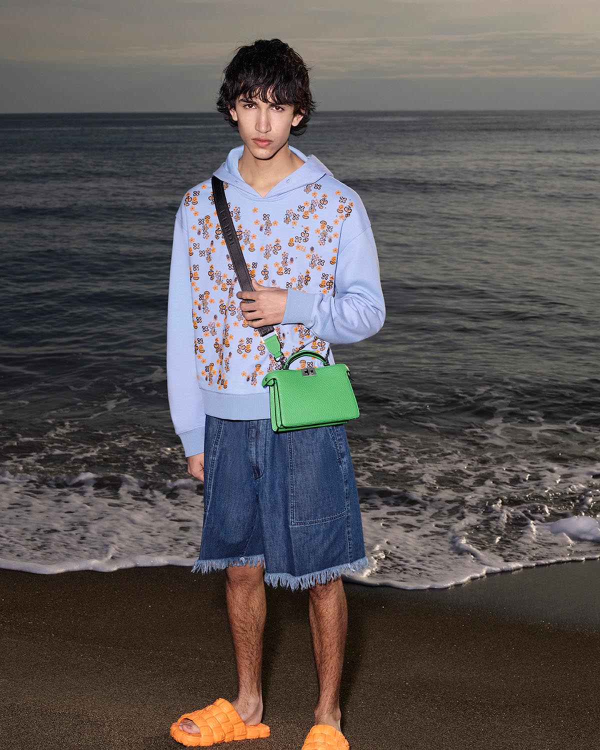 FENDI、新作アイコンバッグ「ピーカブー アイシーユー エックスクロス