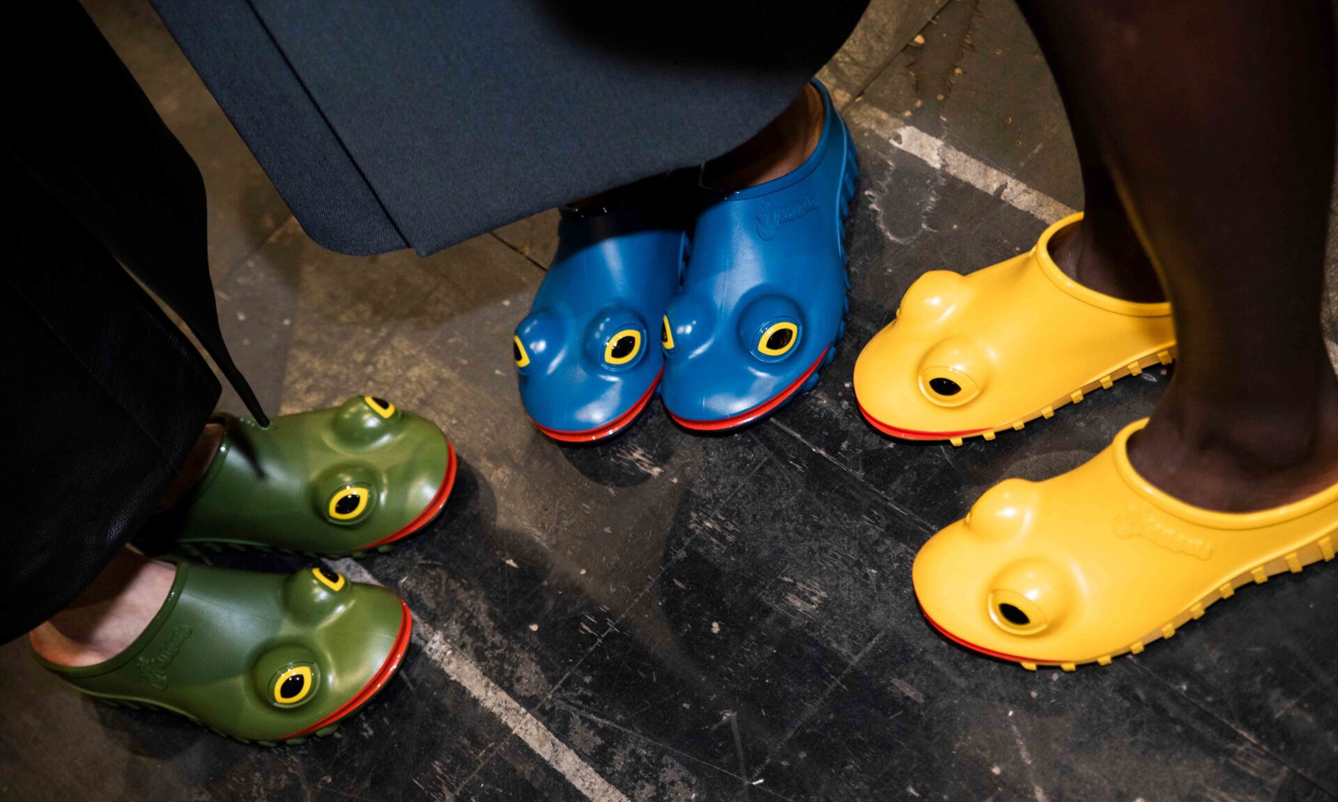 【のぶゆき】JWA×wellipets カエルスライド jw-anderson-x-wellipets-news-