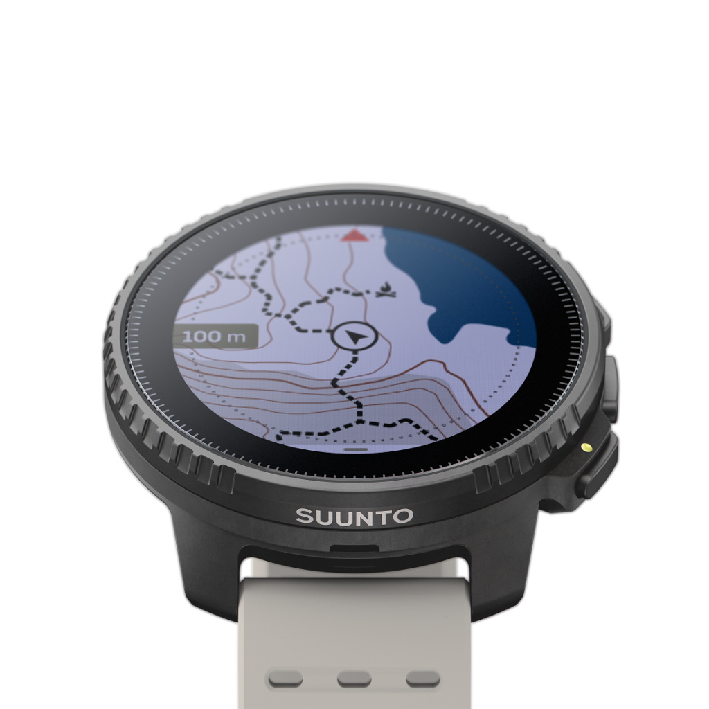 SUUNTO、初のソーラー充電を備えた新作アドベンチャーウォッチ