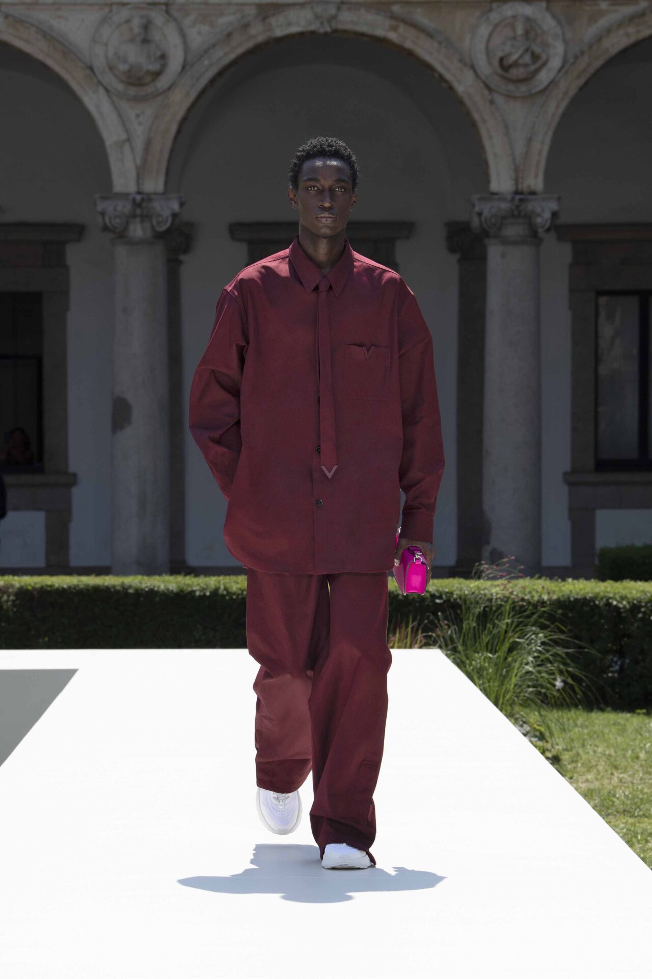ヴィヴァルディ
協奏曲集　アバド&ムーティ
+カラヤン&ジュリーニ VALENTINO 2024年春夏メンズウェアコレクション | HIGHSNOBIETY.JP