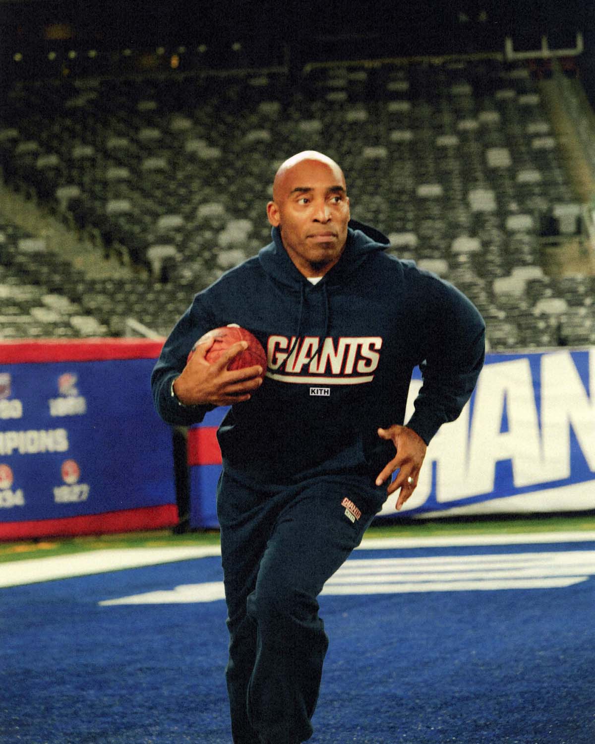 KITH、NFLによる「New York Giantsコレクション」発売 | HIGHSNOBIETY