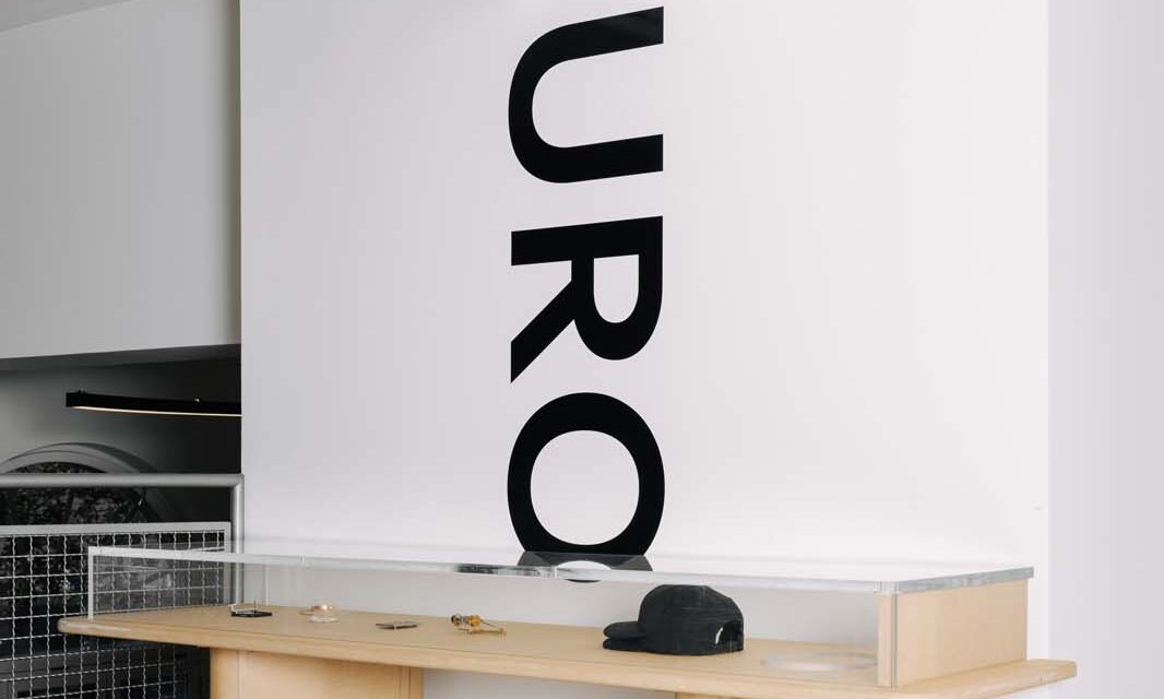 エリス・バイ・オルセンのキュレートによる展示「URO」開催