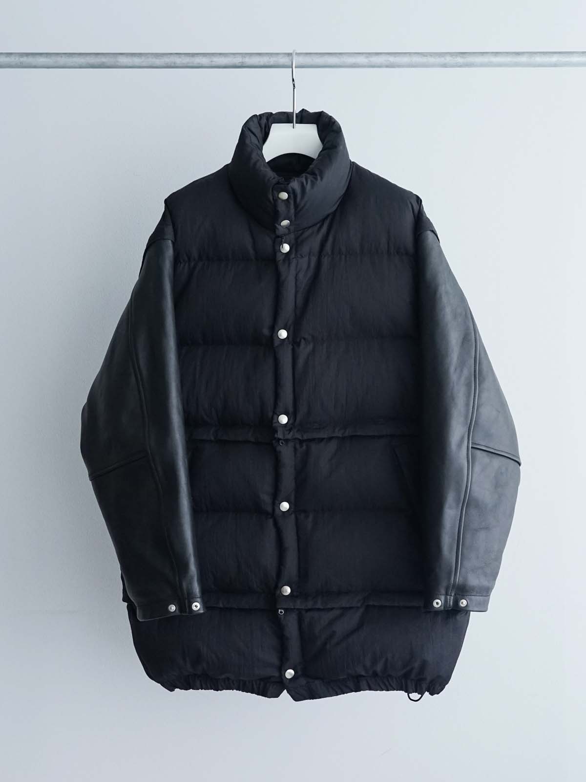 YOKE、吾亦紅/GARDEN別注のダウンジャケット発売 | HIGHSNOBIETY.JP 