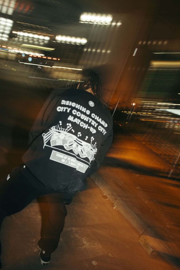 REIGNING CHAMP × CITY COUNTRY CITY、スウェットセットアップ