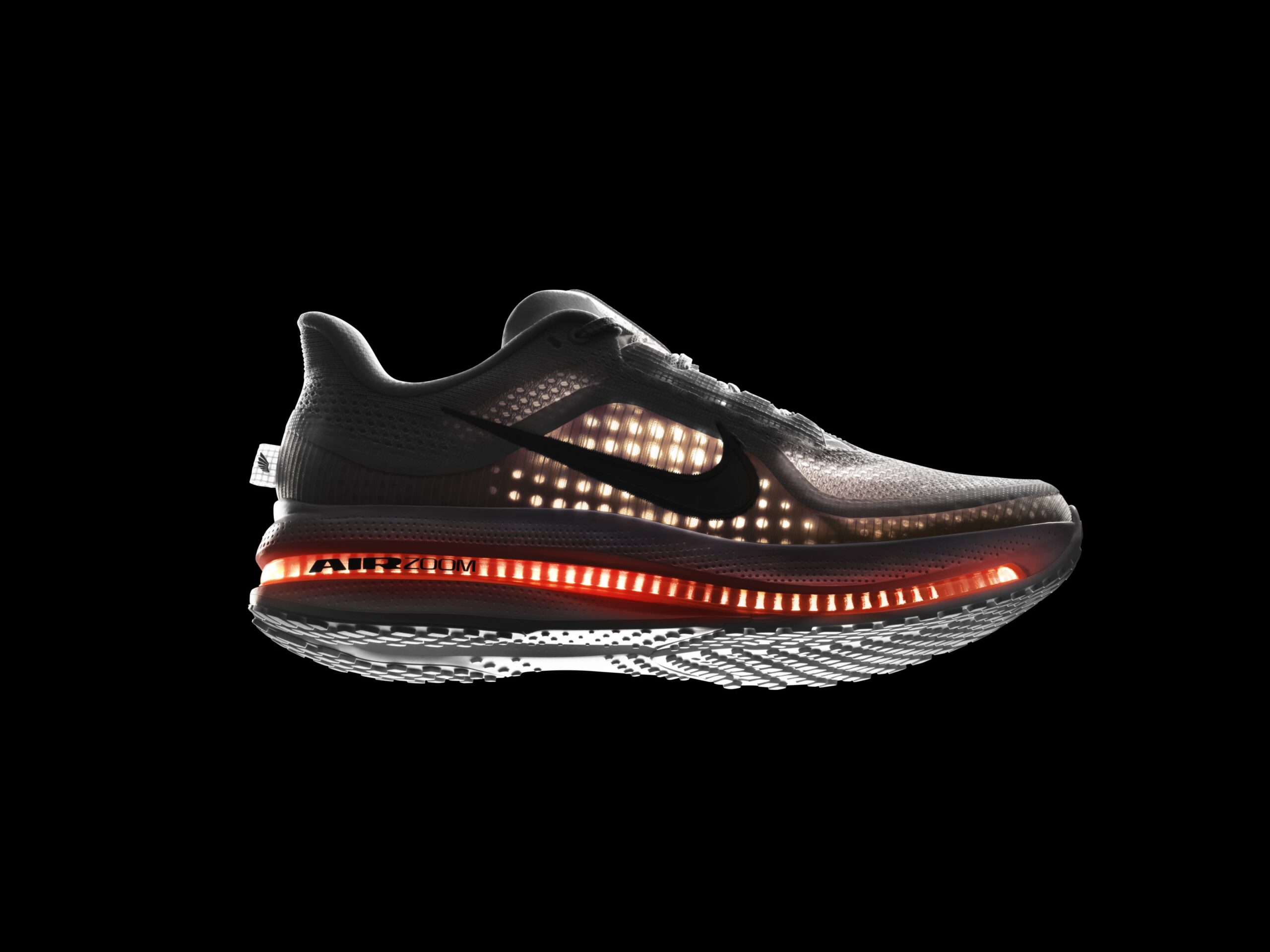 Nike、ビジブル エア ズーム ユニット搭載の「ペガサス プレミアム」登場。「ペガサス 41」も