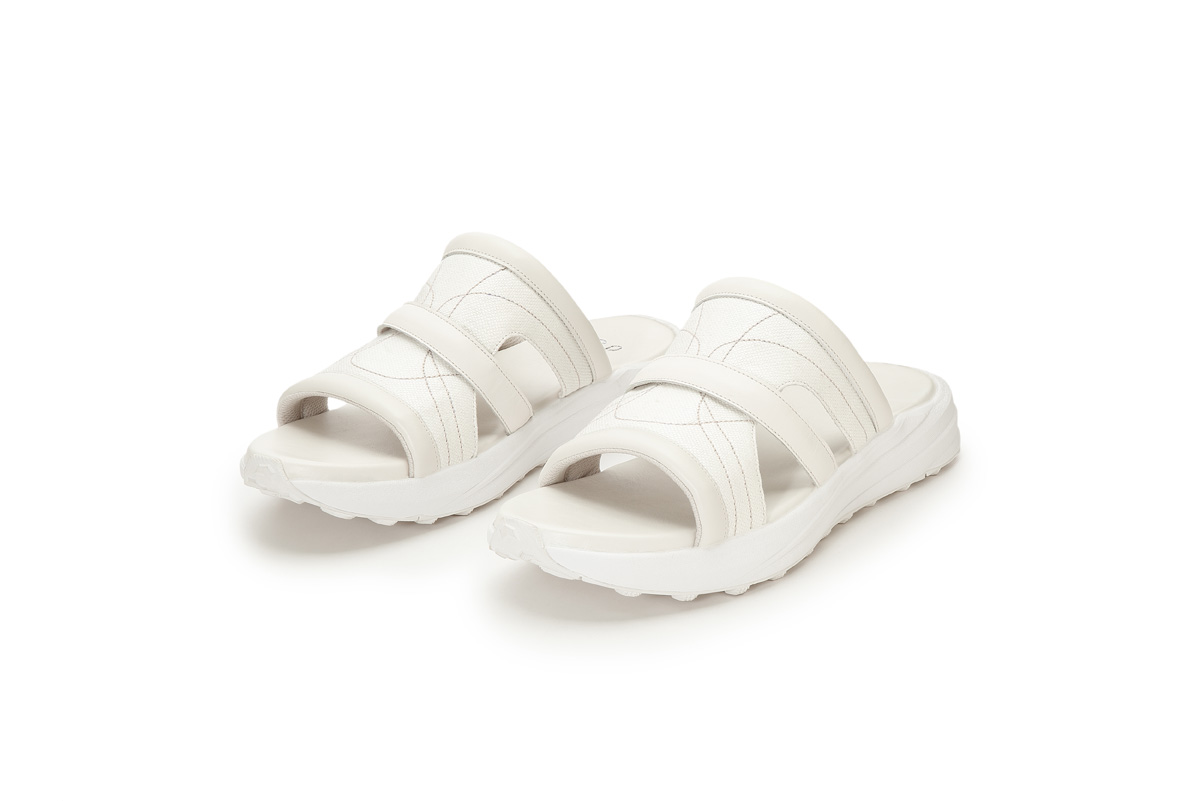 OAO、ブランド初となるサンダル発売。「SUNLIGHT」のスライド