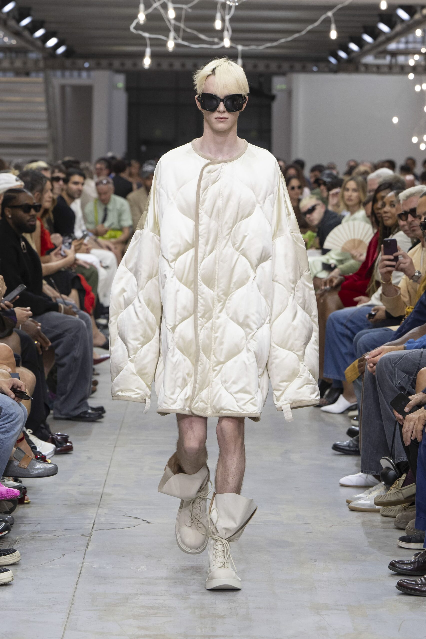 JW ANDERSON 2025年春夏メンズコレクション＆2025年リゾートウィメンズコレクション