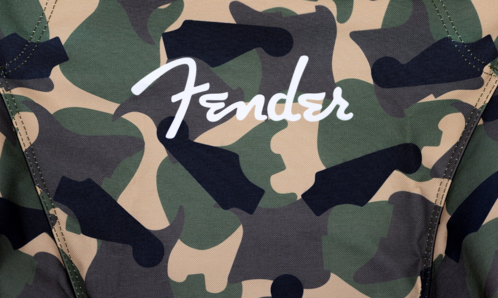 Fender、ユニークなカモフラージュ柄を取り入れたライフスタイル＆アクセサリーコレクション発売