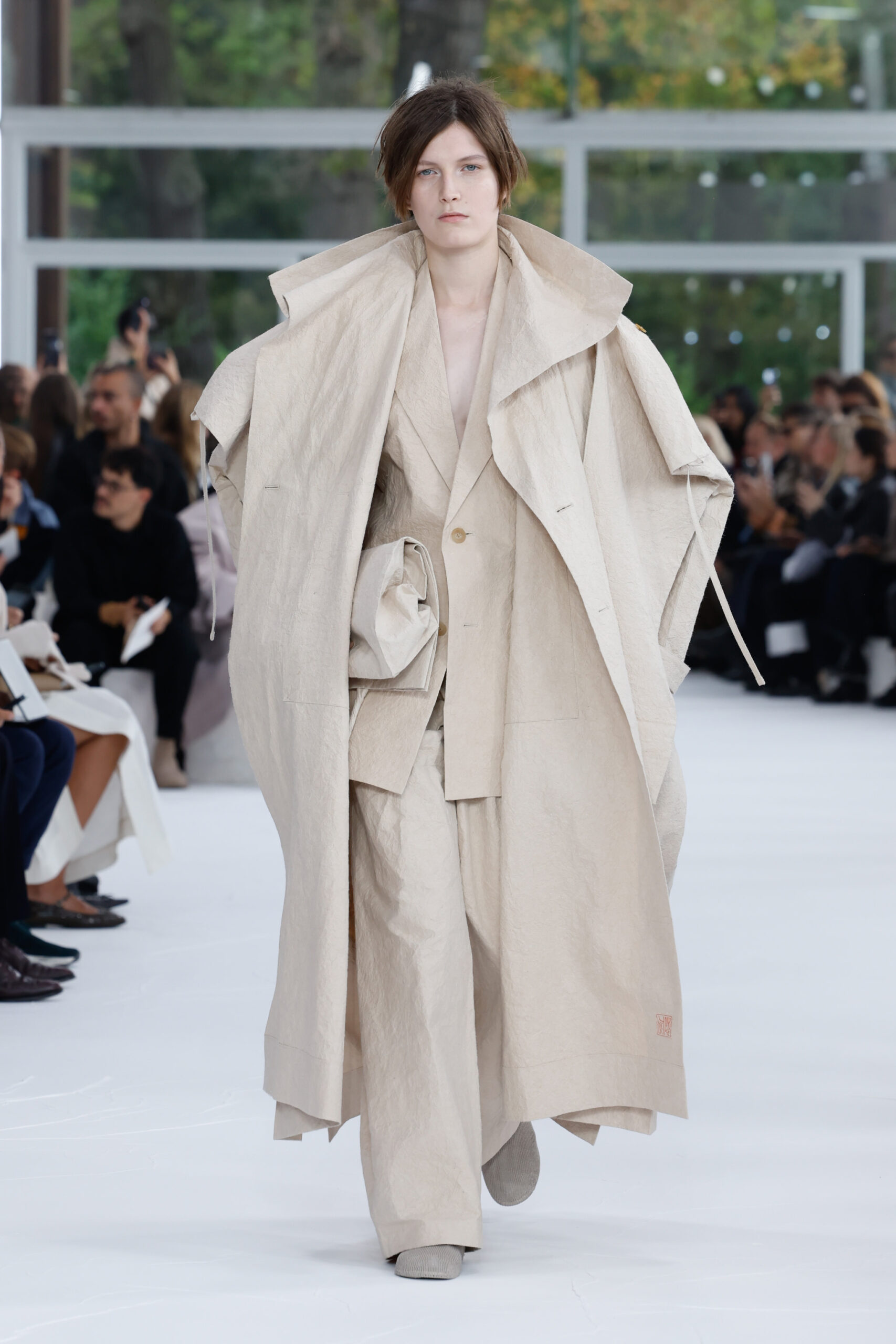 ISSEY MIYAKE 2025年春夏コレクション