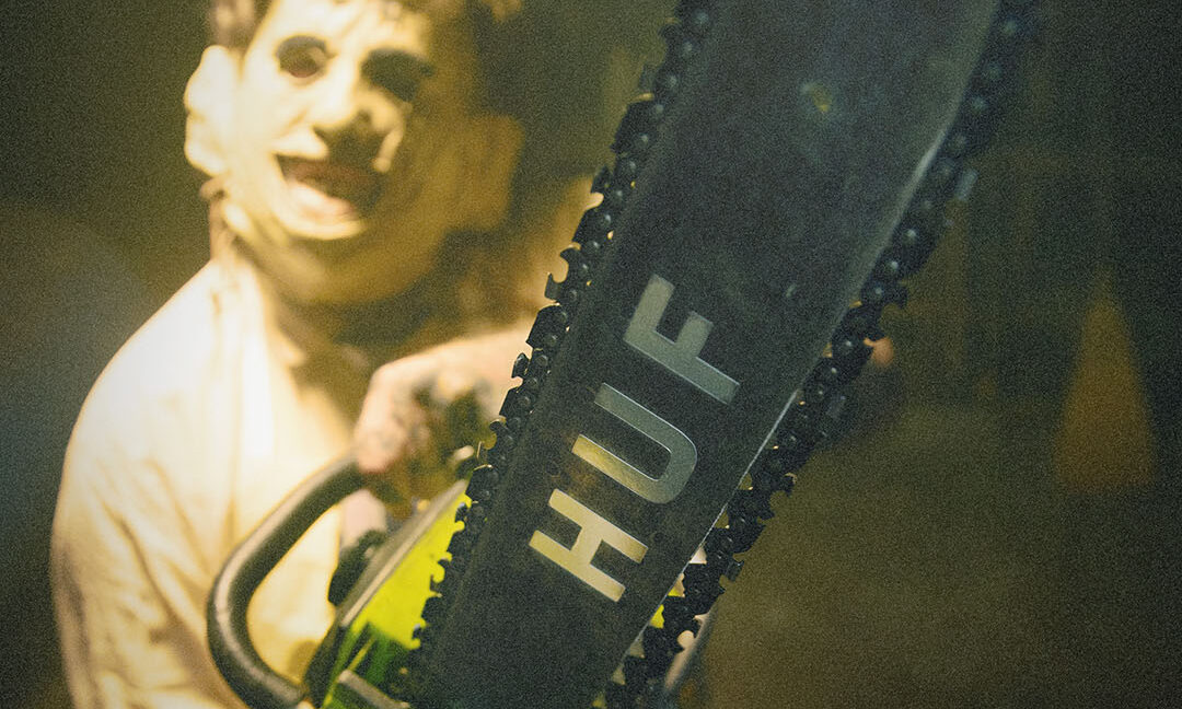 HUF × Texas Chainsaw Massacre、コラボコレクション発売。スケートの美学と映画の陰惨なビジュアルを融合