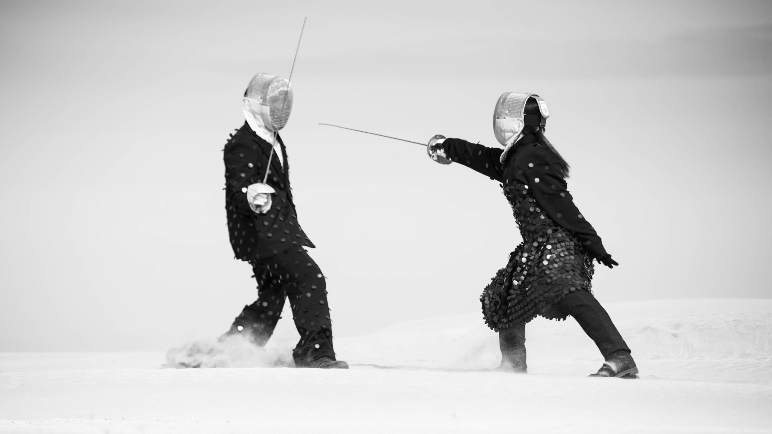 CFCL、写真家・高木由利子との新プロジェクト「Motion in Emotion」開始