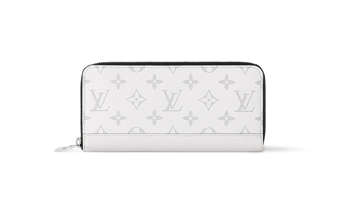 LOUIS VUITTON、日本限定のメンズ財布発売。モノグラム・パターンを取り入れたホワイトとグリーンのアイテム