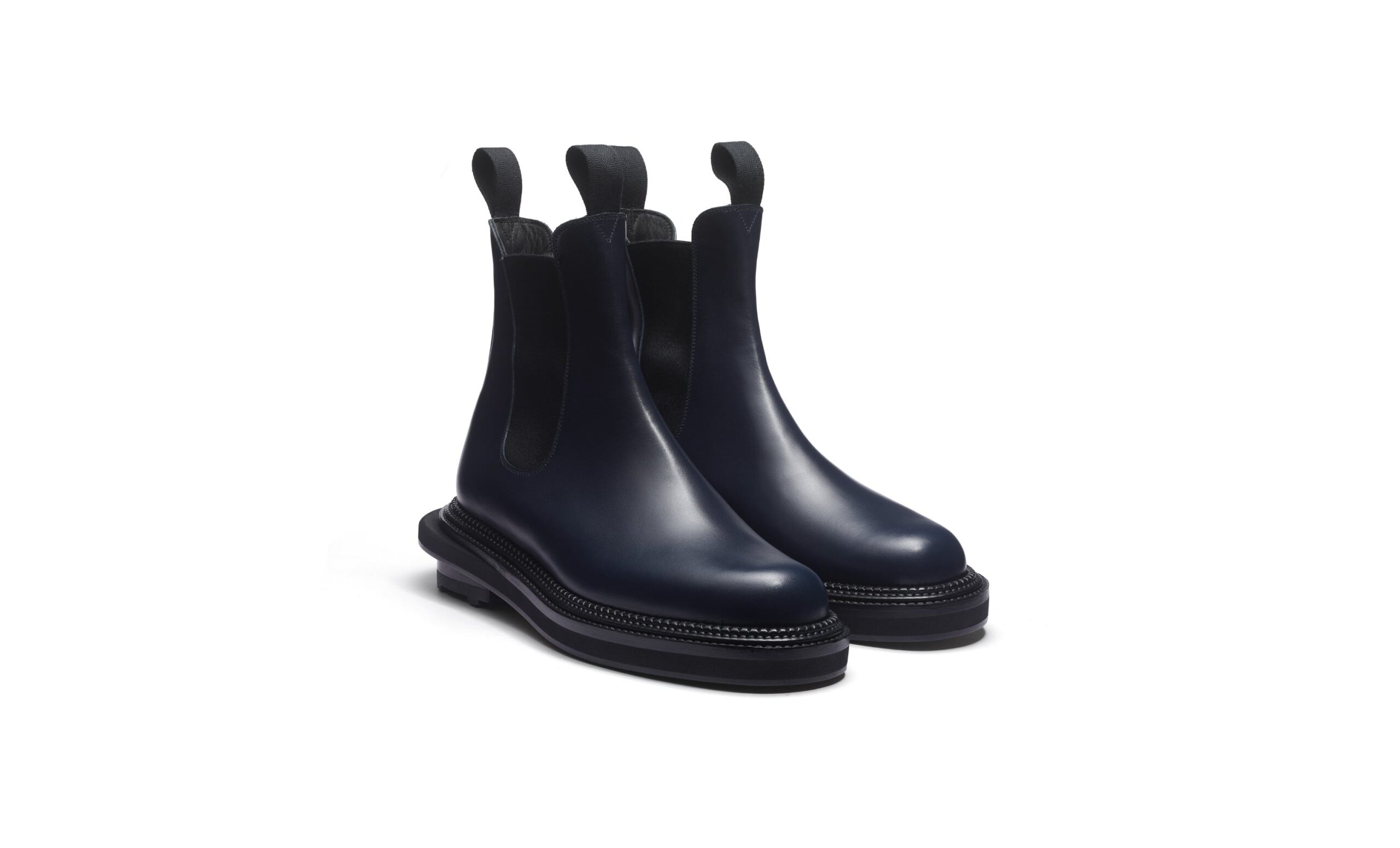 J.M. WESTON × sacai、コラボ第3弾。4つのアイコニックなシューズモデルをリデザイン