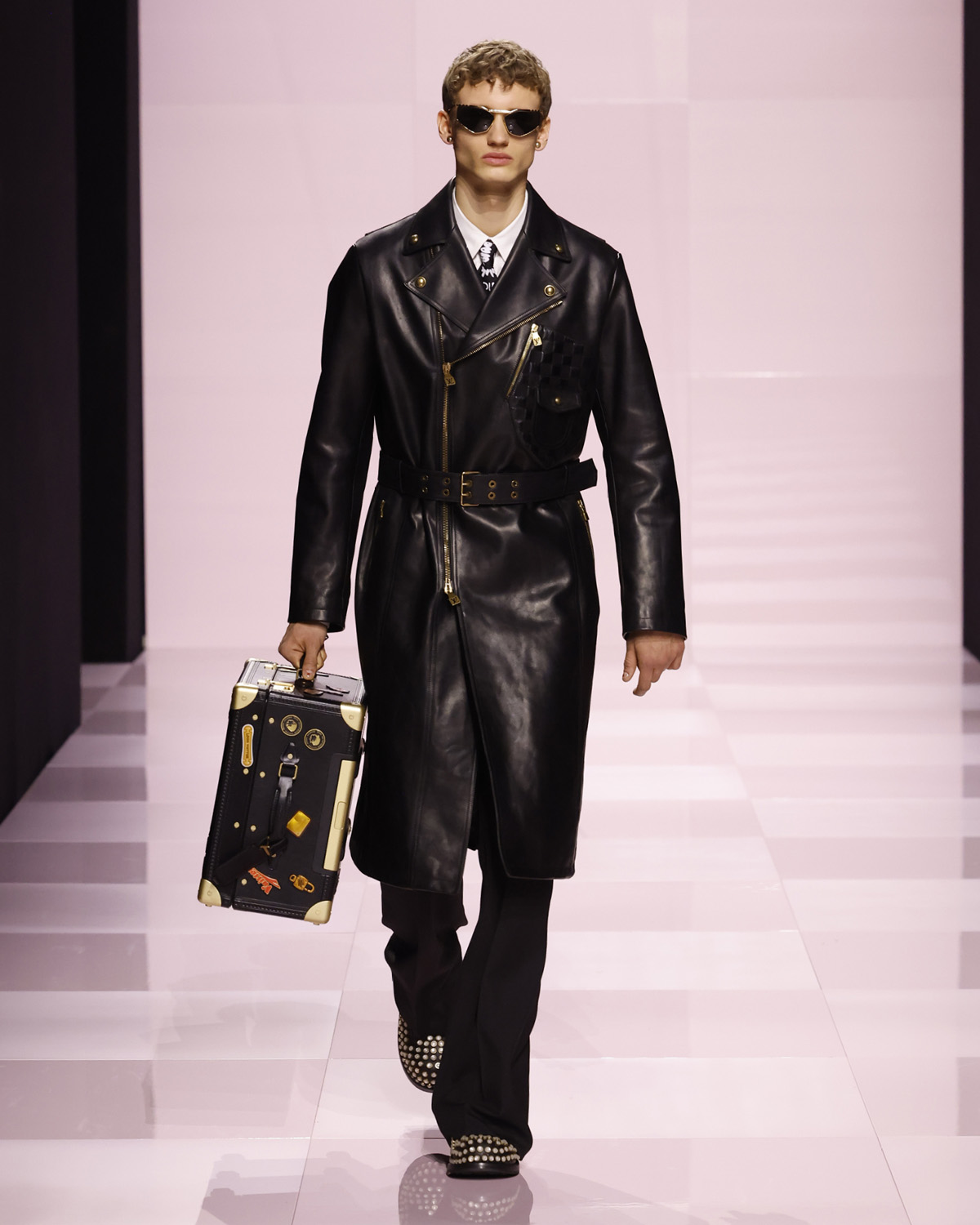 LOUIS VUITTON MENrsquo;S FALLWINTER 2025 SHOW LOOK 65 HIGHSNOBIETY