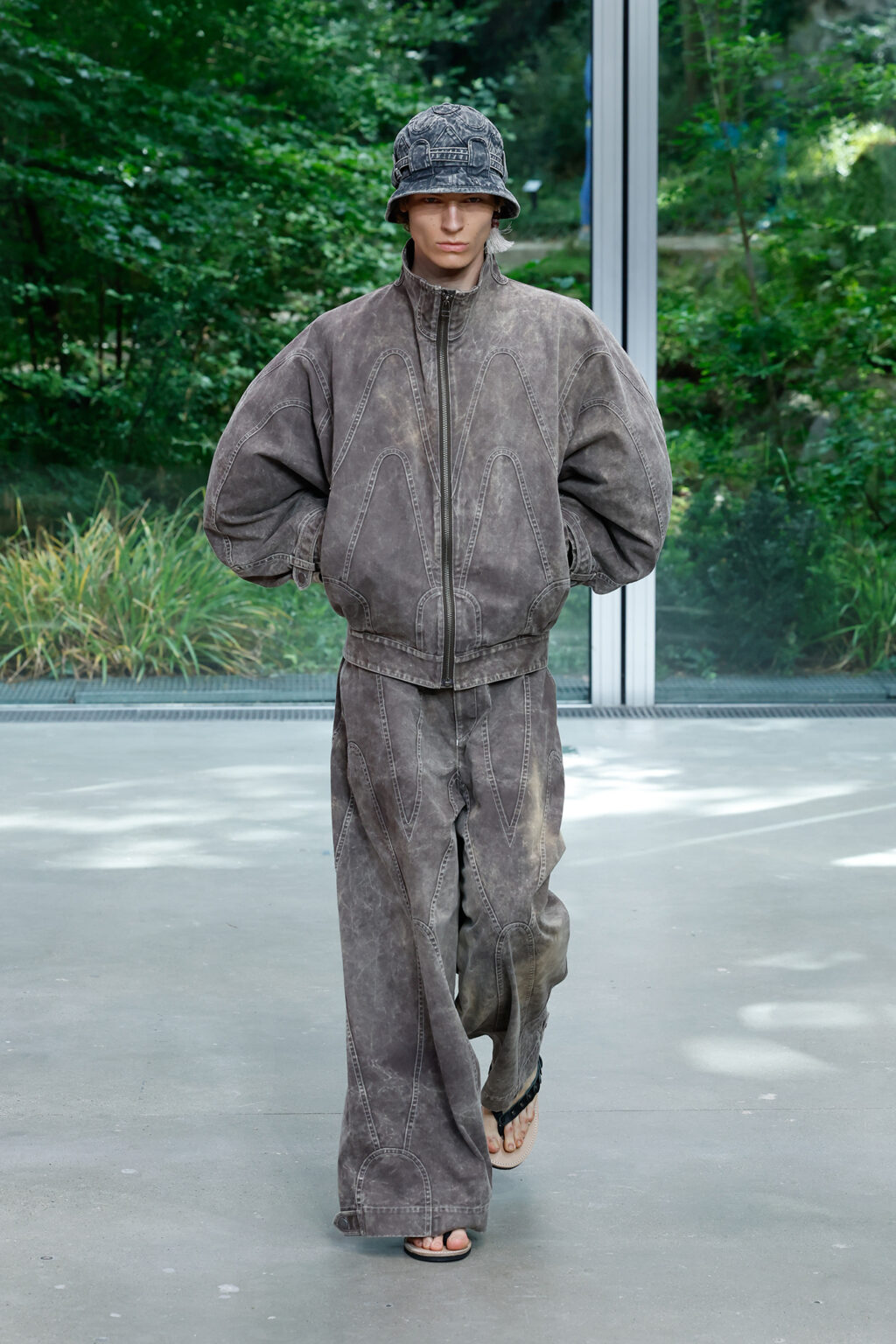 ARCHIVE GAP JAPAN 1989-90 パリコレ ルック本 セット Mikey | COLLECTION,2025 AUTUMN COLLECTION | TSURU By MARIKO