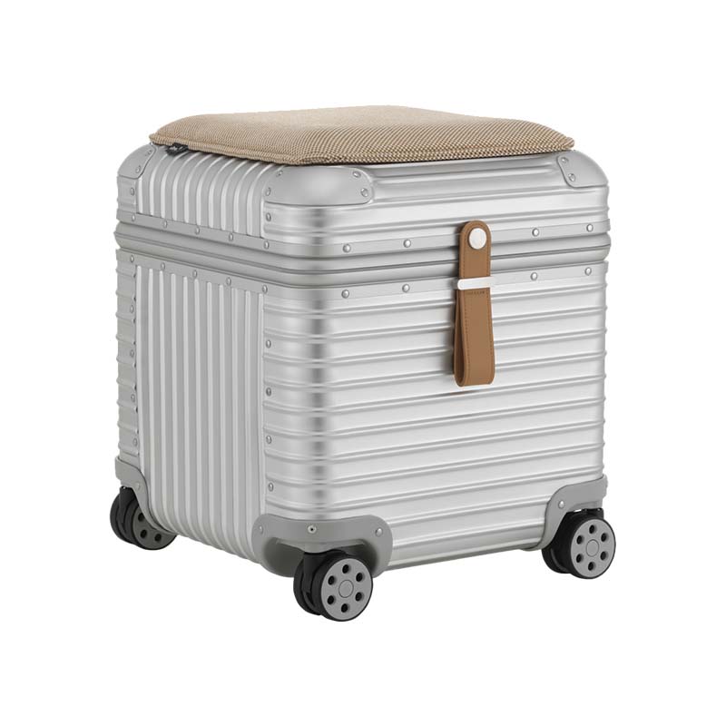 プ*ト様 RIMOWA ホワイト ショルダーバッグ リモワ/ショルダーバッグ/パーソナル/クロスボディバッグ/白