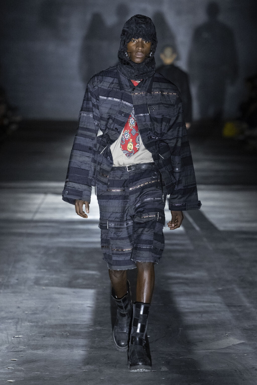 SALOMON × Children of the discordance ペイズリー柄の