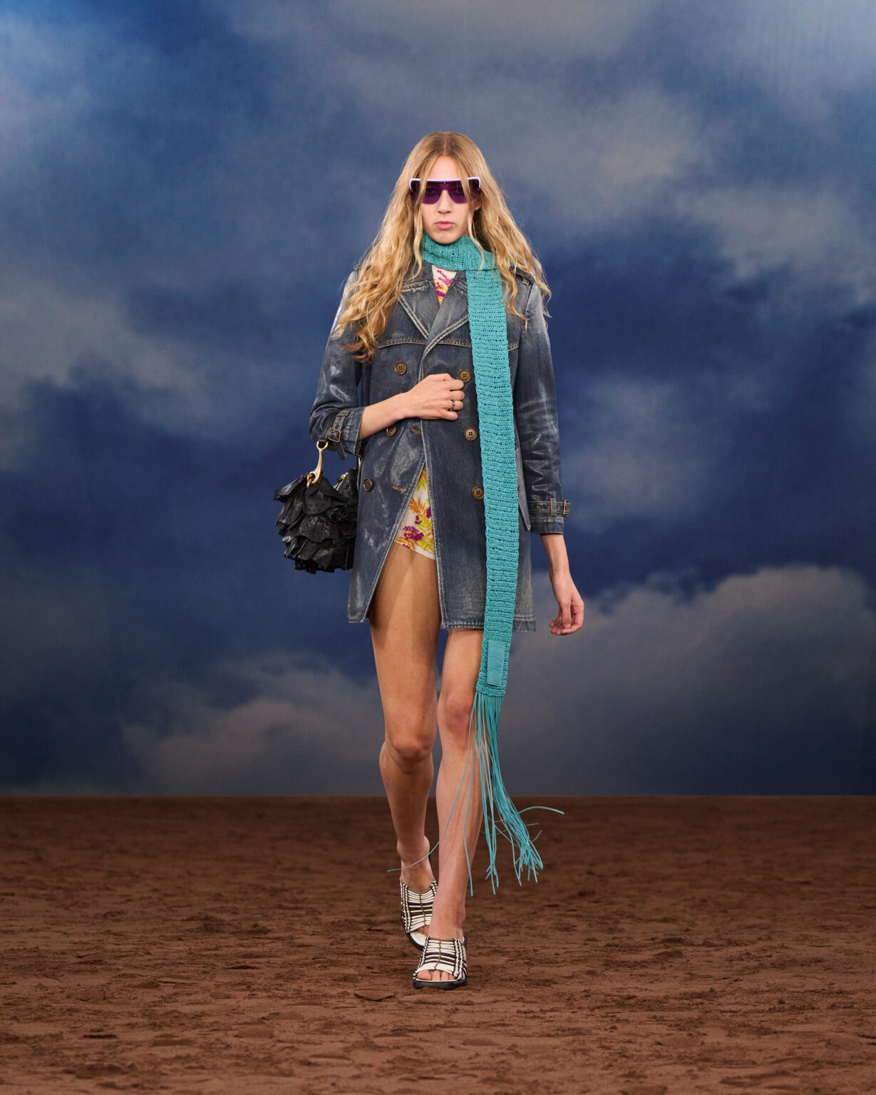 バーバリーがヴィヴィアン・ウエストウッドとコラボ