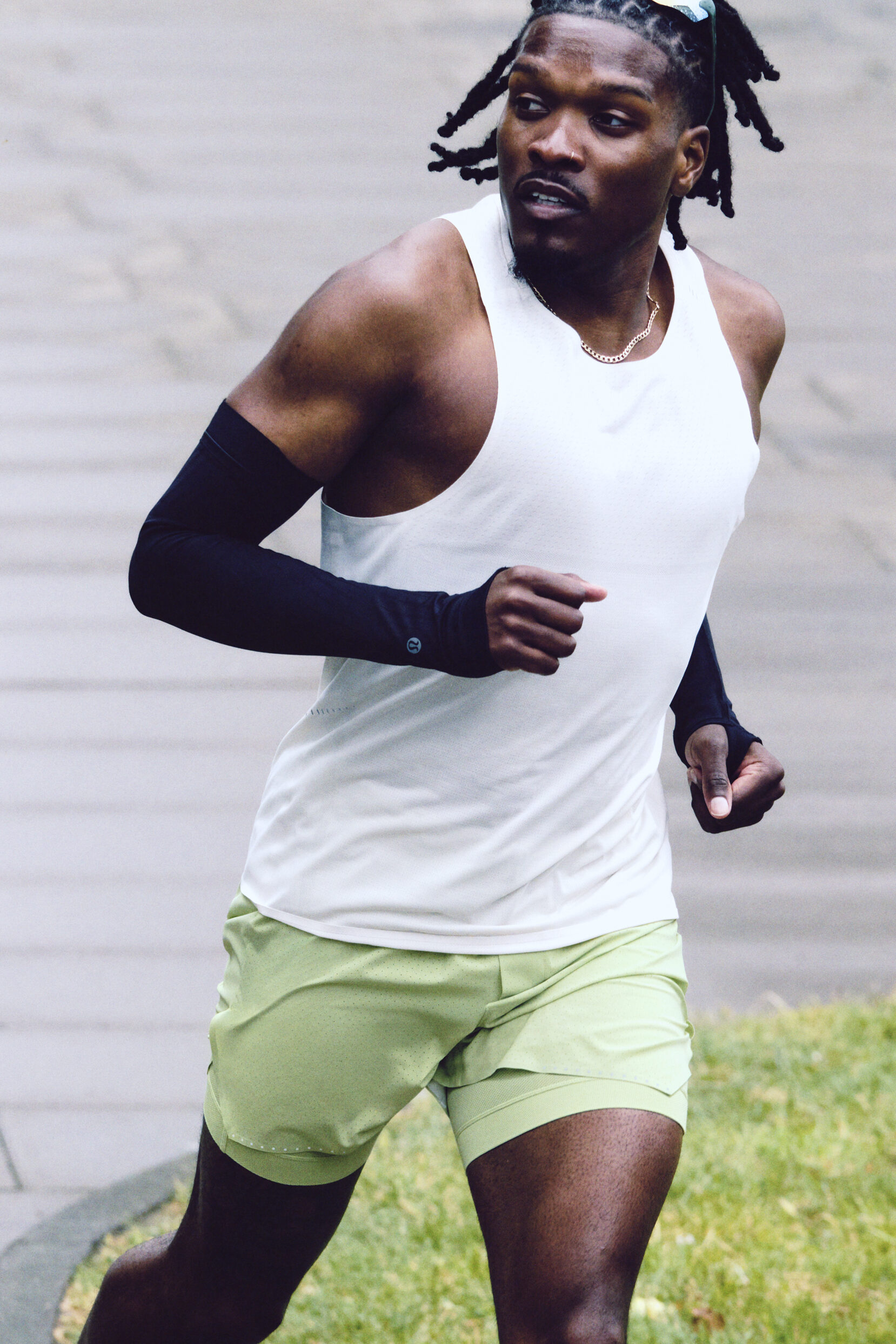 lululemon Running Gives