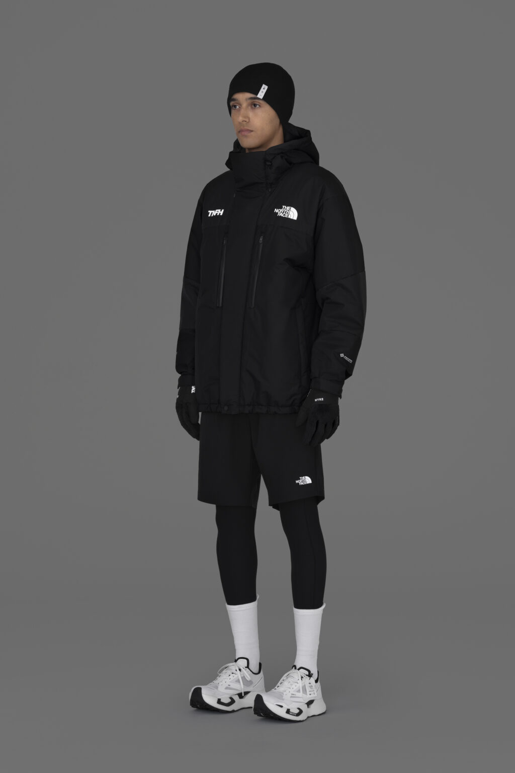 THE NORTH FACE日本橋店2周年、プレッピースタイル取り入れた