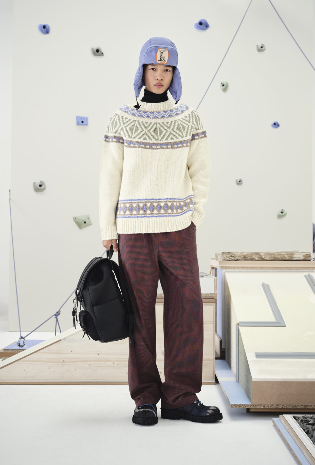 FREITAGの新作スーツケースは空気を注入して使用