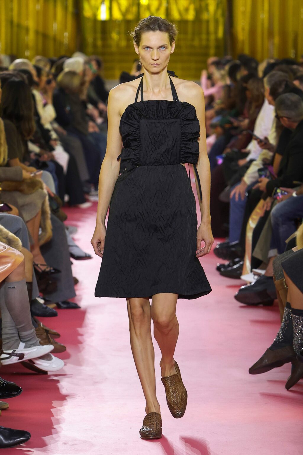 LURK 原画 グラフィティーアート Carhartt WIP グラフィティーライターLURK個展開催 Carharttなどコラボ