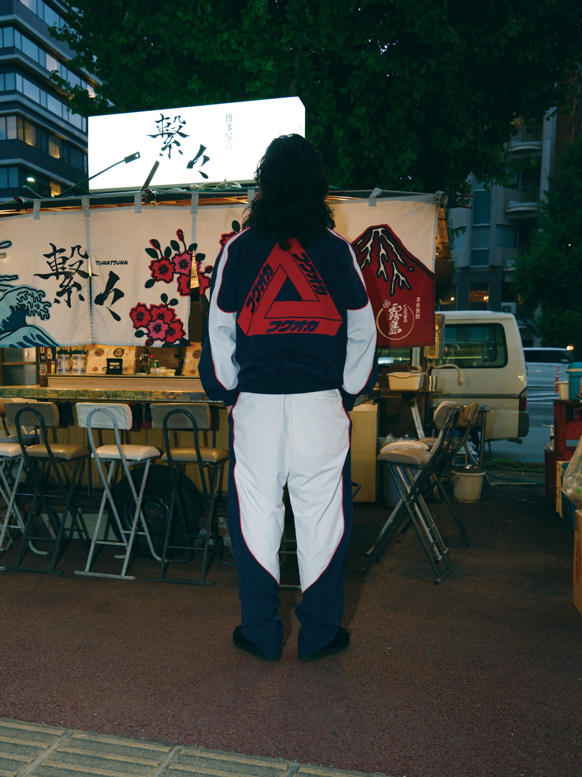 PALACE SKATEBOARDS、国内第3号店「PALACE SKATEBOARDS FUKUOKA」オープン。福岡限定アイテムもラインナップ