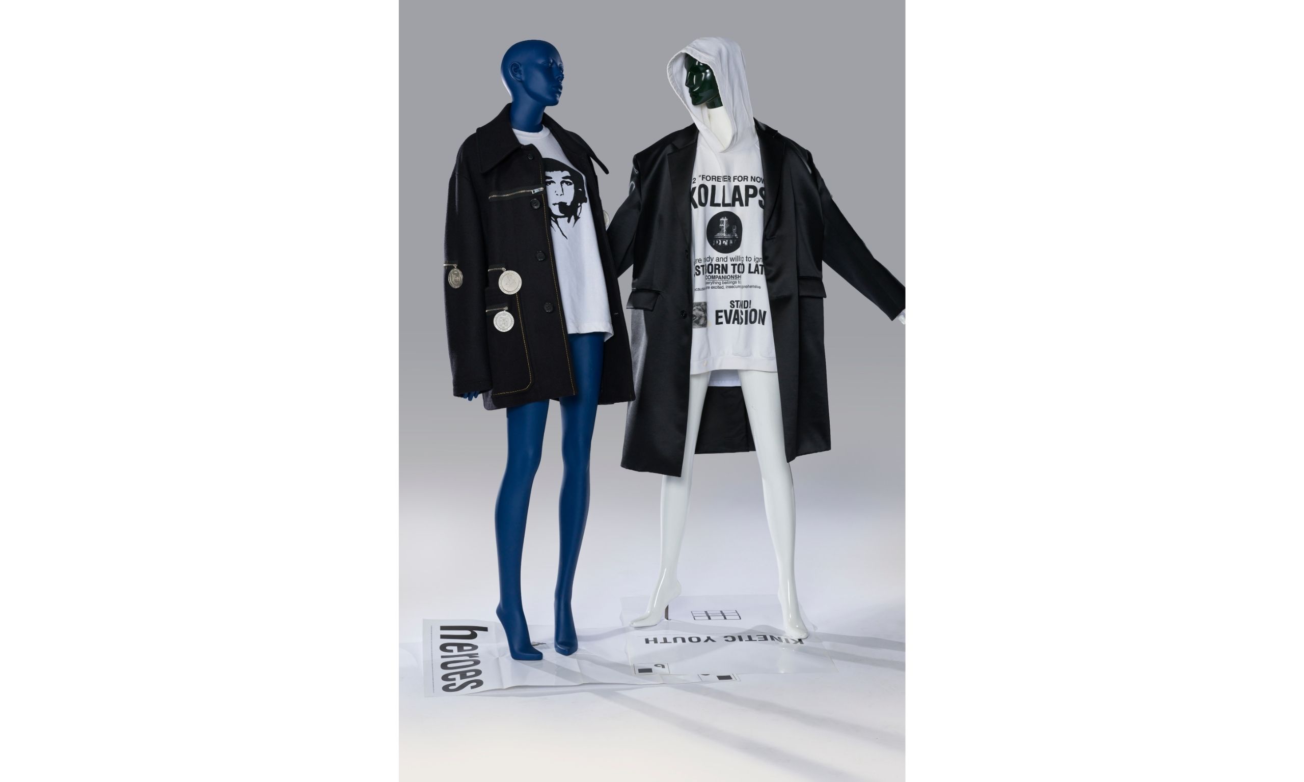 RAF SIMONS、アーカイブを集めた期間限定イベント実施。ラフ・シモンズ本人が厳選したアイテムを展開