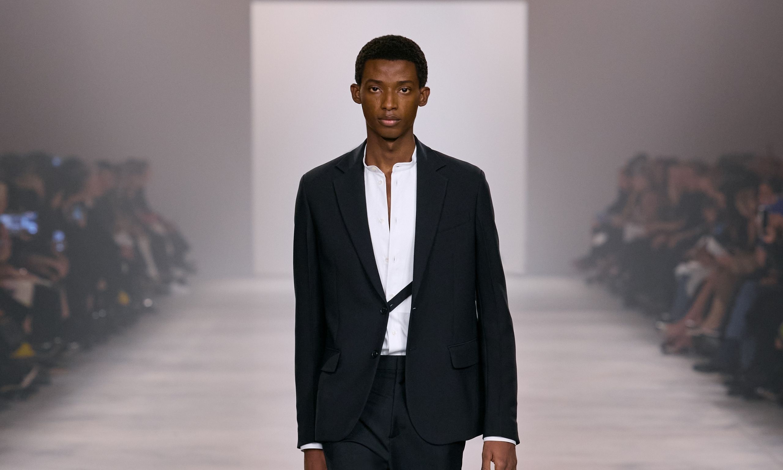 FENDI、2026-27年秋冬コレクション発表。マリア・グラツィア・キウリによる新章が始動