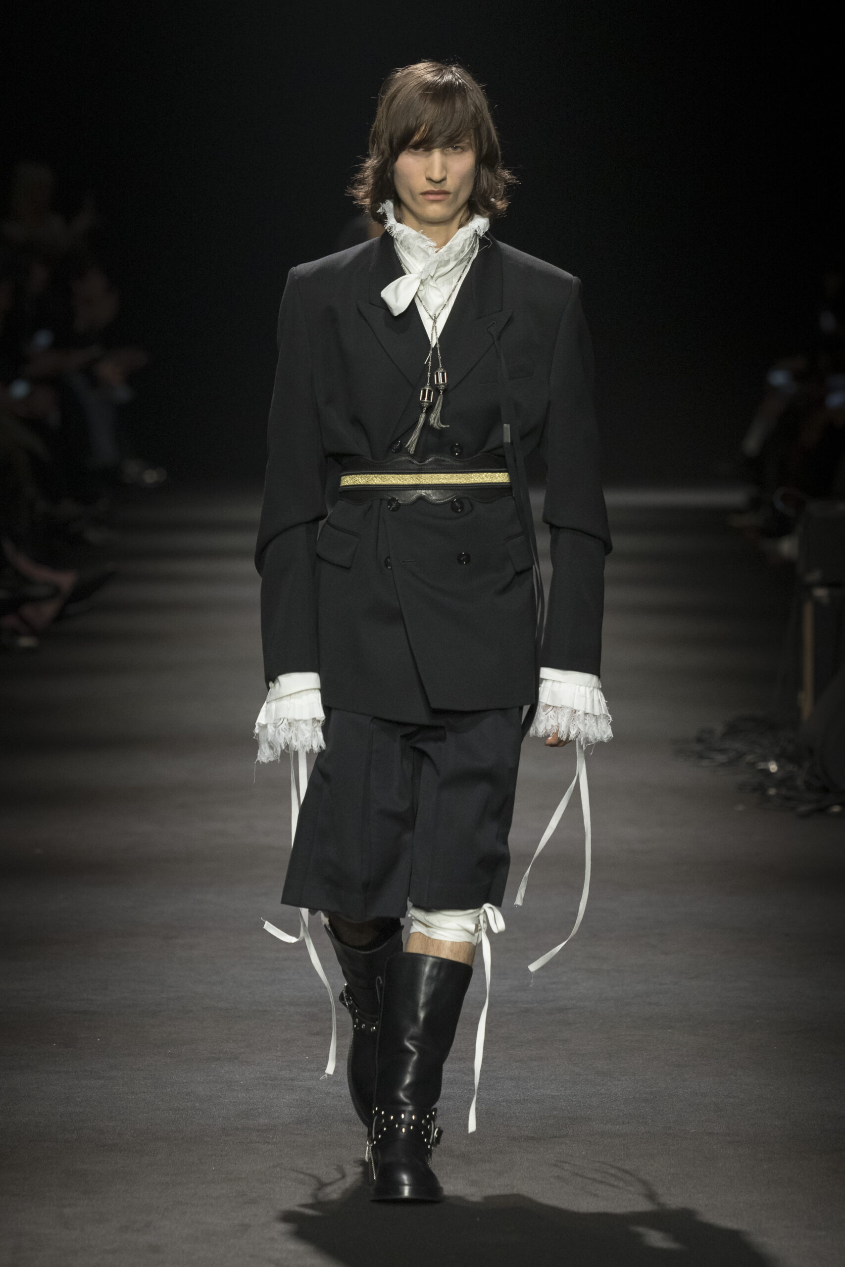 ANN DEMEULEMEESTER 2026年秋冬コレクション