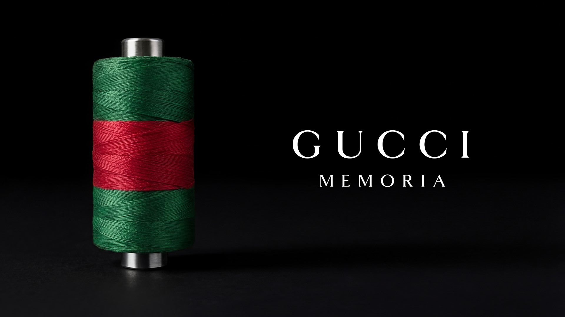 「Gucci Memoria」展をサン・シンプリチャーノ大回廊にて開催。デムナのキュレーションで105年の歴史を表現